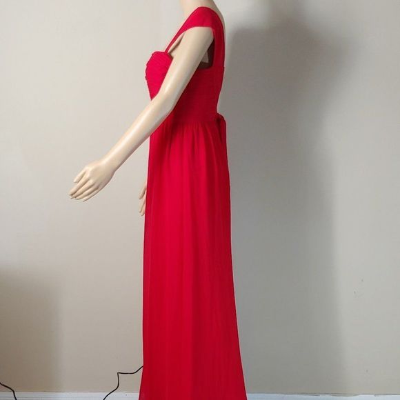 NWT Faviana A-Line Formal Gown with Cap Sleeves - Picture 2 of 4